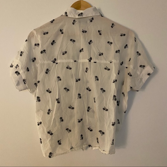 Madewell short sleeve tie-front popover blouse - Picture 3 of 3